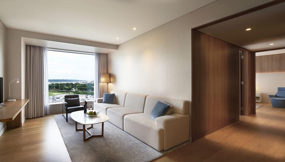 מלון Grand Hyatt אינצ'ון מראה חיצוני תמונה